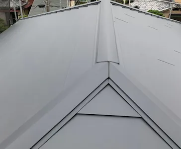 【屋根葺き替え工事】和瓦からニチハ横暖ルーフαS｜京都府長岡京市にて屋根リフォーム
